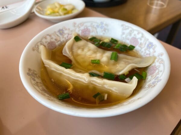 黄鶴楼 スープ餃子
