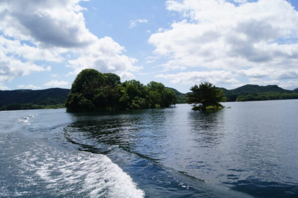 [裏磐梯]桧原湖の景観