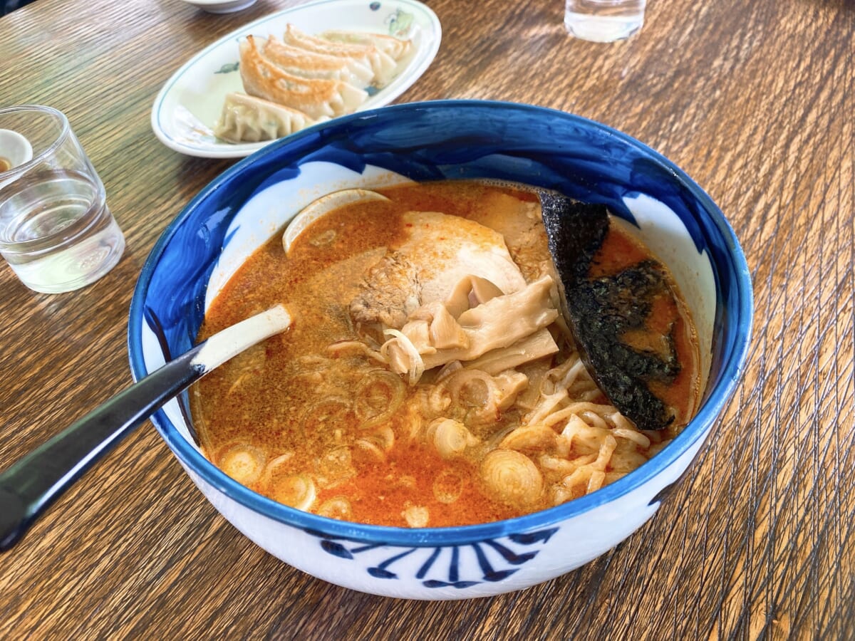 はせがわ 坦々麺