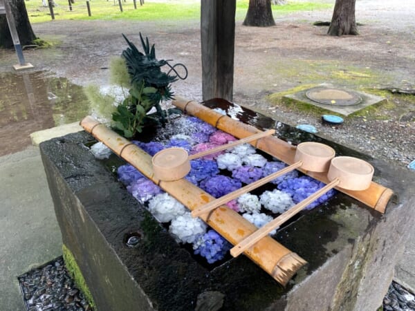 蚕養国神社(こがいくに神社)、手水舎（ちょうずや）