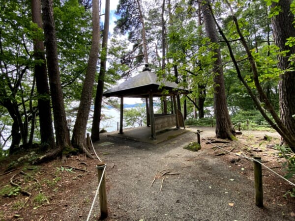 福島県 迎賓館 庭園、東屋