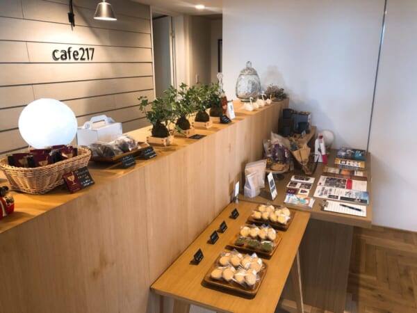 cafe217(カフェニーナ) 店内