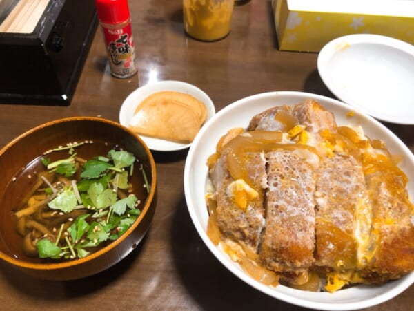 いとう食堂 煮込みカツ丼