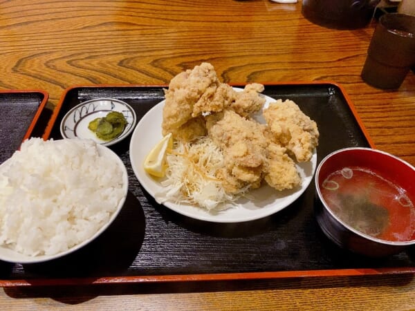 菜華楼(さいかろう) 鳥の唐揚げ定食