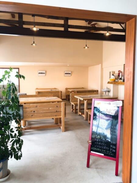 駅 cafe しもごう、入り口