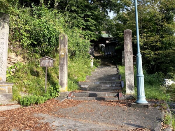 圓蔵寺(円蔵寺)北山門入り口