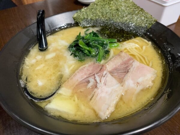 こうみ家 とんこつラーメン