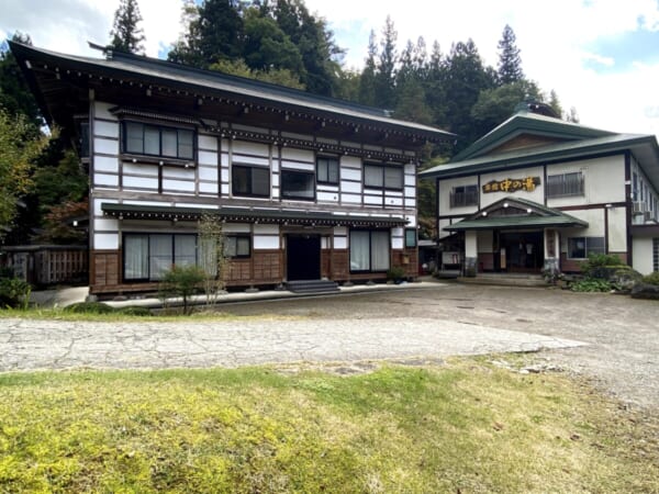 西山温泉 旅館 中の湯