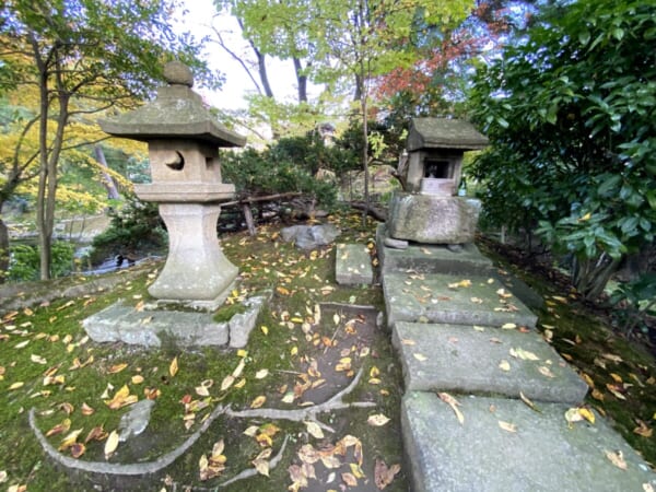 御薬園 朝日神社