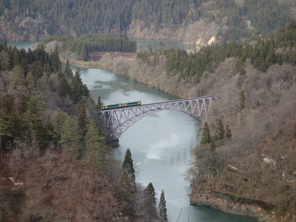 バスツアー 冬の奥会津を巡る旅 只見第一橋梁