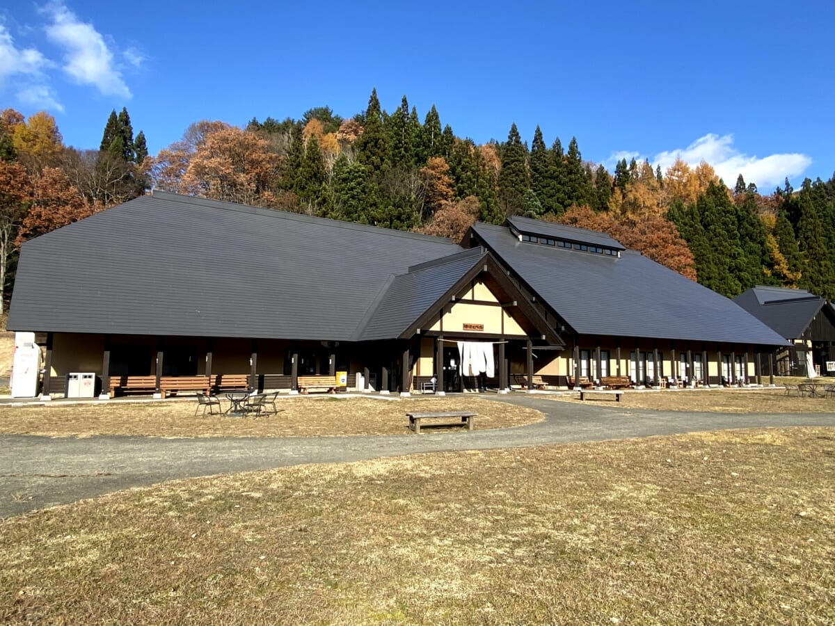 昭和村 織姫交流館