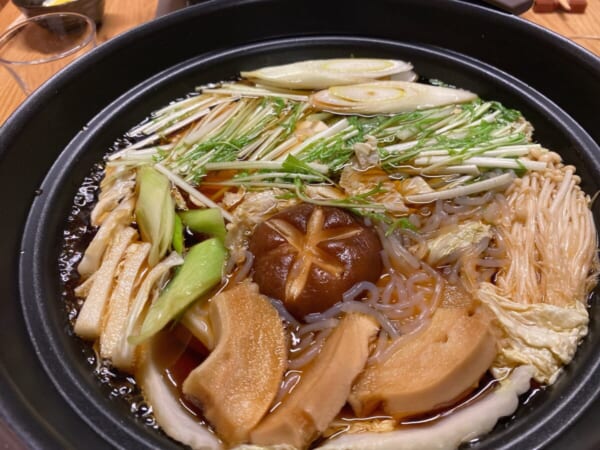 一棟貸ヴィレッヂ かわべり棟 すき焼き風鍋