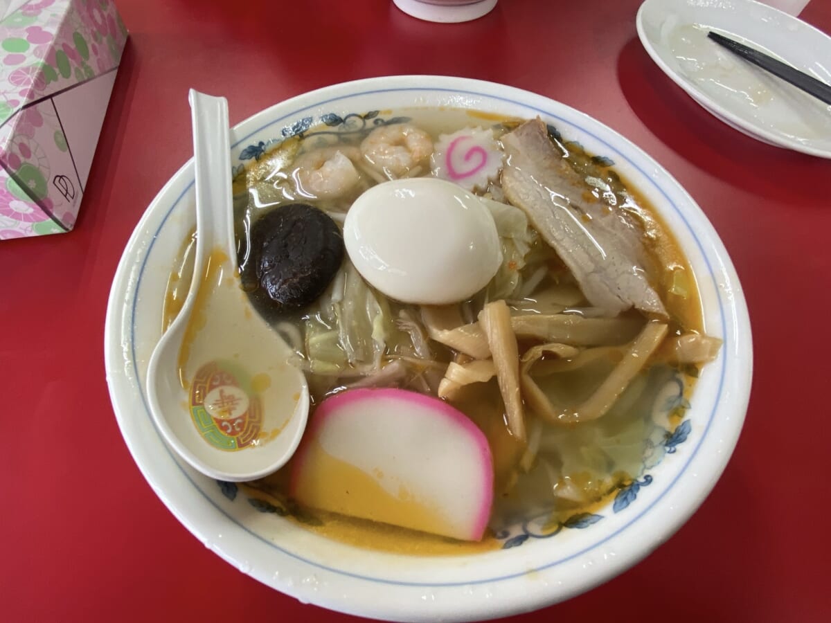 中ノ沢温泉 小西食堂 五目ラーメン