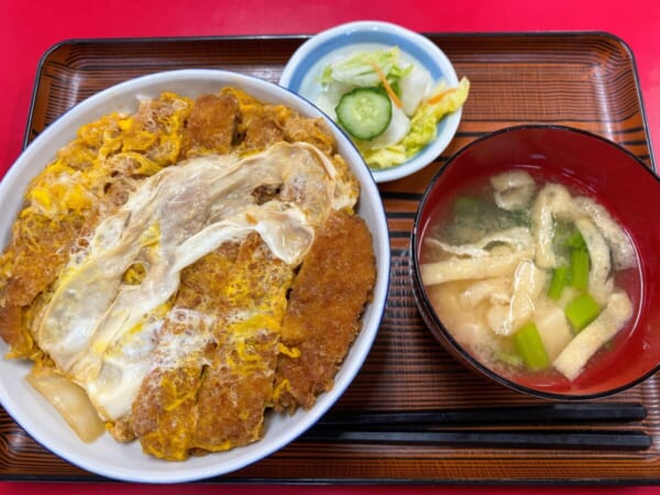 小西食堂 煮込みカツ丼