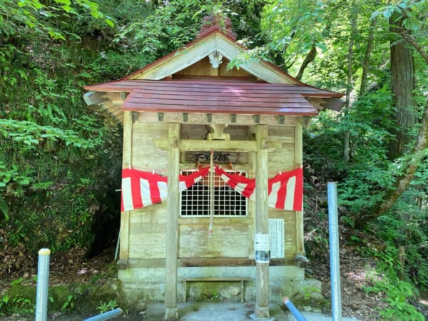 大山祇神社参道  不動滝 社