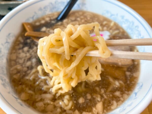 らーめん お食事処 あおやま 尾道ラーメン 麺リフトアップ