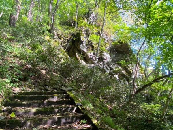 東山温泉 羽黒山湯上神社 参道 石段