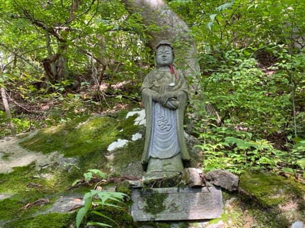 東山温泉 羽黒山湯上神社 参道