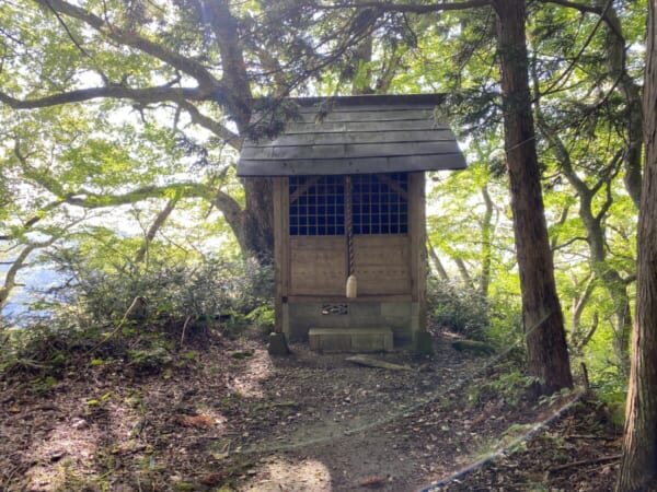 東山温泉 羽黒山湯上神社 祠