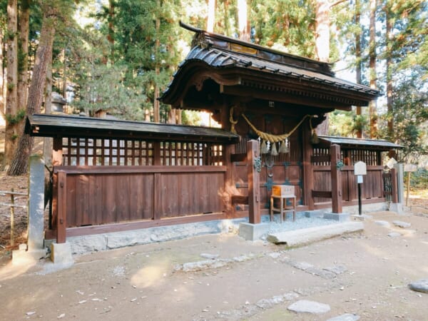 土津神社(はにつじんじゃ) 奥の院