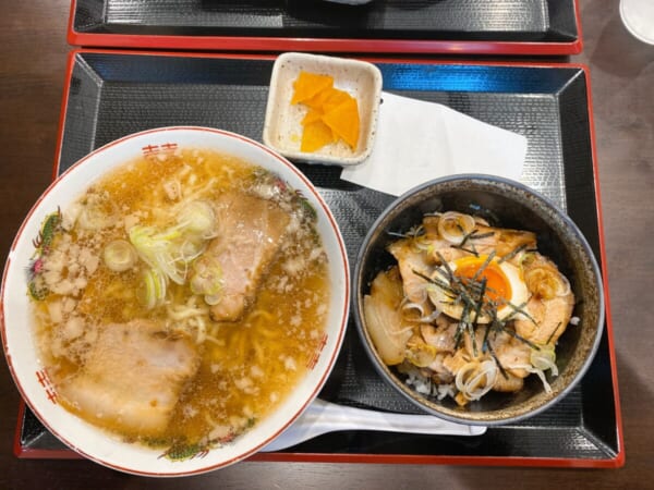 らぁ麺 まえ田 炙りチャーシュー丼セット