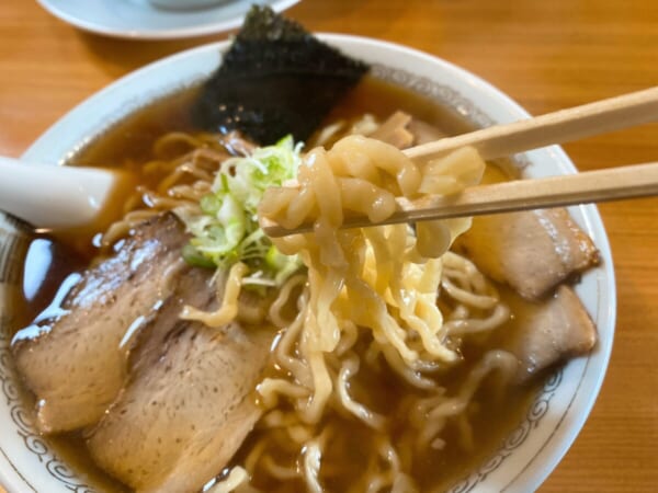 うえんで 本店 中華そば 普通麺リフトアップ