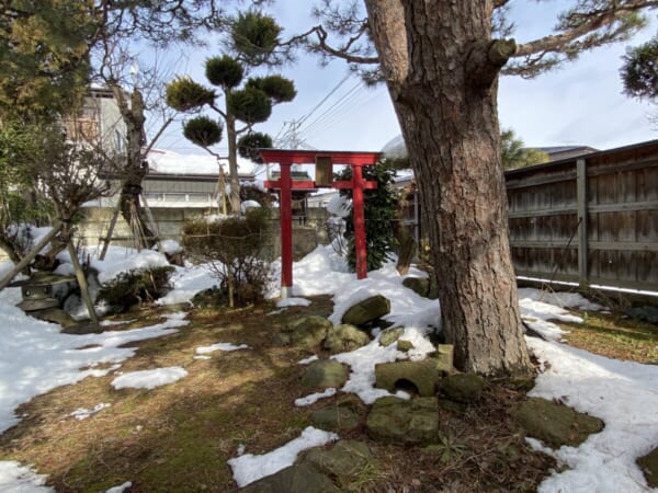 株式会社 はらっぱ 鳥居、お宮