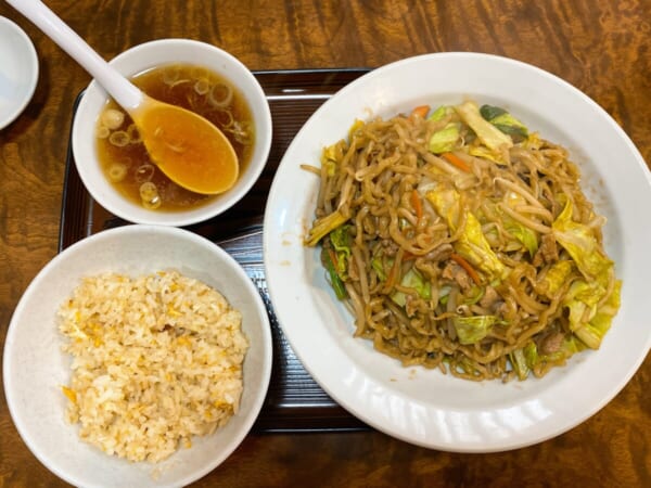 南京飯店 中央店 焼きそば セット