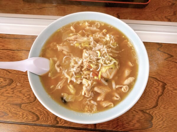 ラーメン処 天神 モツラーメン