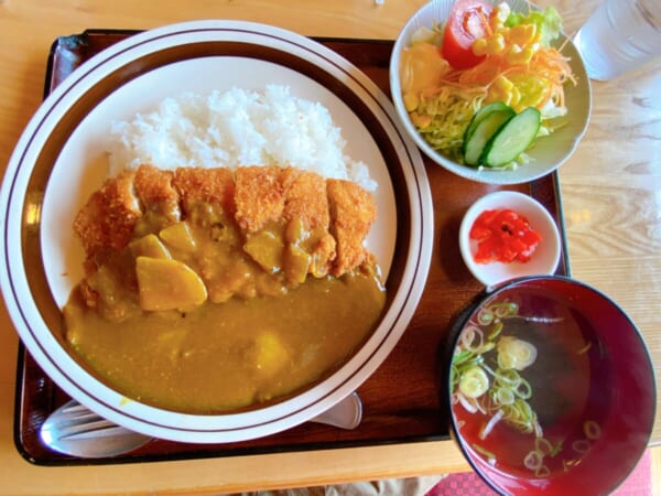 お食事処 峠 カツカレーライス