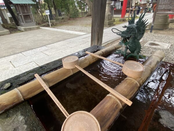 蚕養国神社 手水舎