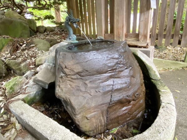 伊佐須美神社 西門手水 アップ