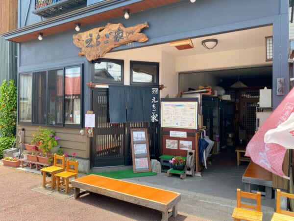 麺屋 えちご家 店舗入口