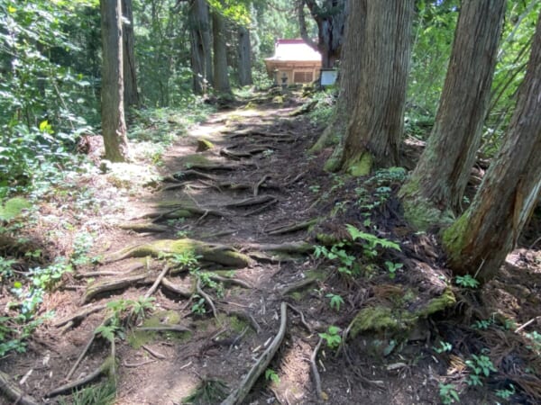 熱塩温泉神社 参道