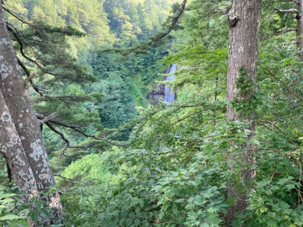 モーカケの滝 南会津郡 檜枝岐村 観光