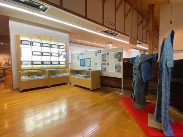 奥会津博物館 展示室 染め物