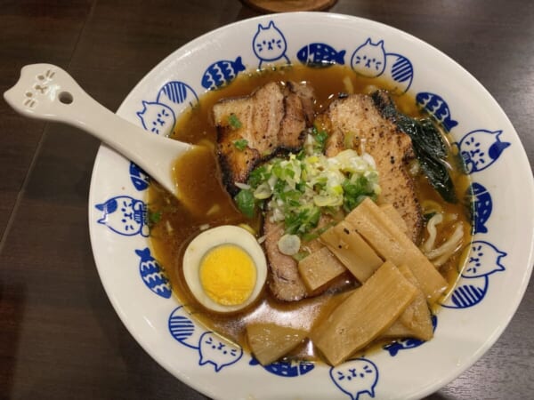 アングラ 鉄板焼き マギー マギ系ラーメン  ミニビビンバ丼