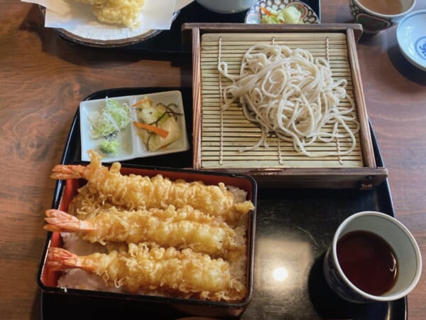 会津 二丸屋武蔵亭 特大海老天重定食