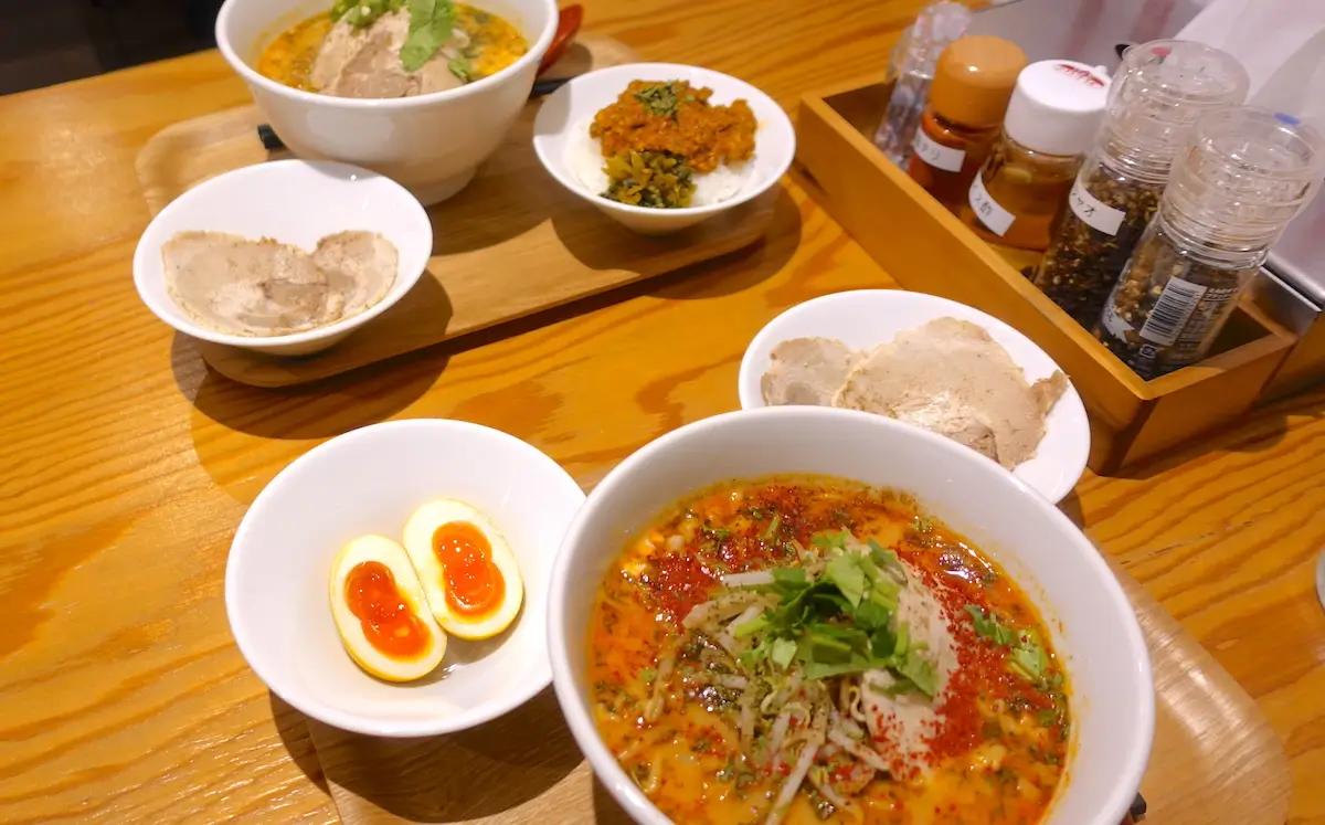 アッパレ スパイスラーメン専門店 SPICE 麺 アッ晴れ